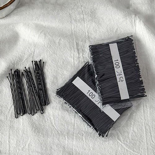 Set 100 or 200 - of, black